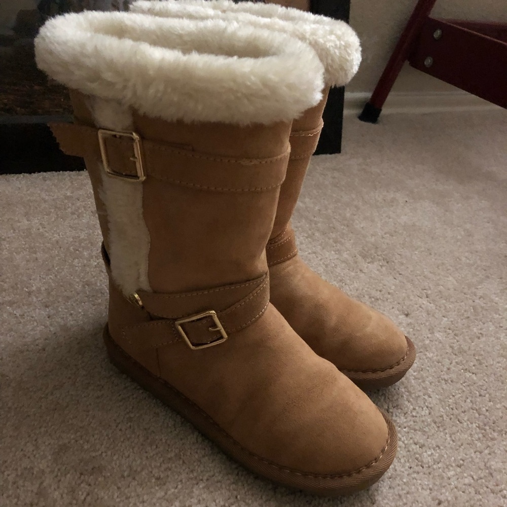 Girls Michael Kors Fur boots